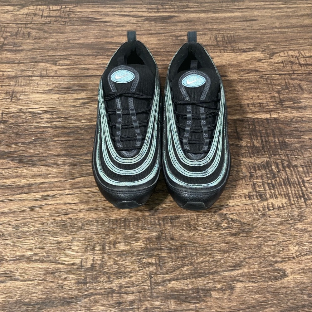 “Nike Airmax 97”